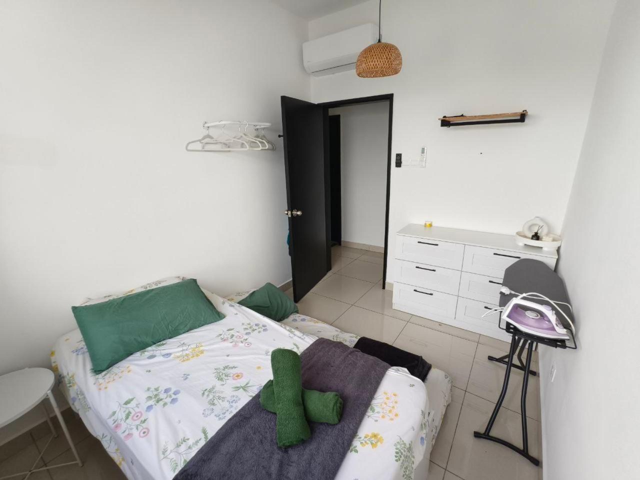 The Moon Homestay At プトラジャヤ エクステリア 写真